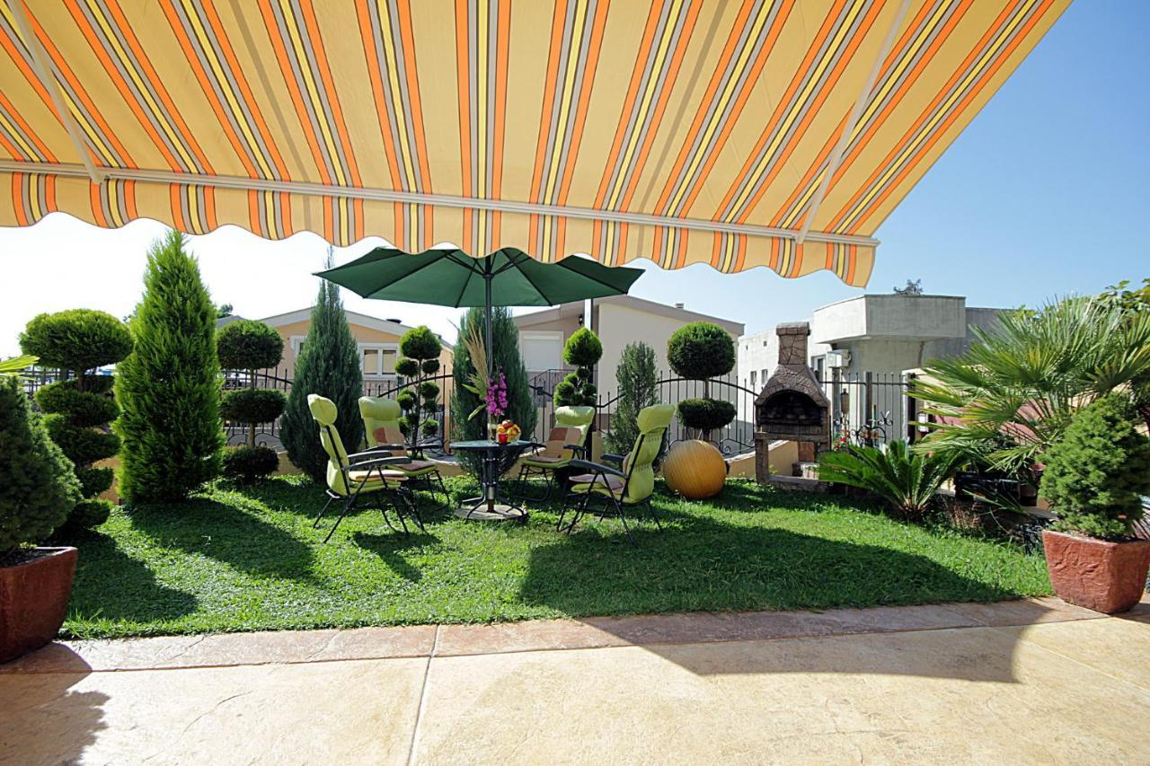 Villa Jupok Bar Extérieur photo